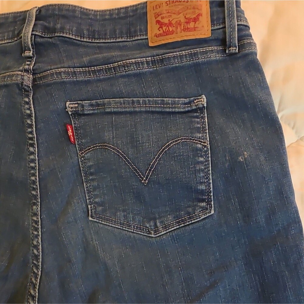 Levi's Womens Skinny Jeans - Blue Solid Medium Wash Mid Rise 5-Pocket Button - Picture 4 of 11
